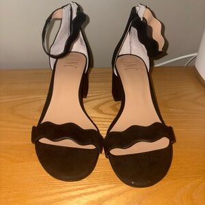 INC International Concepts Black Heels Elegant Design